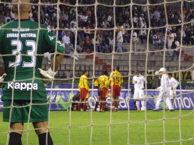 CASI  !!        LA PLAZA U.D. - 4  ATLETICO UTD. - 4